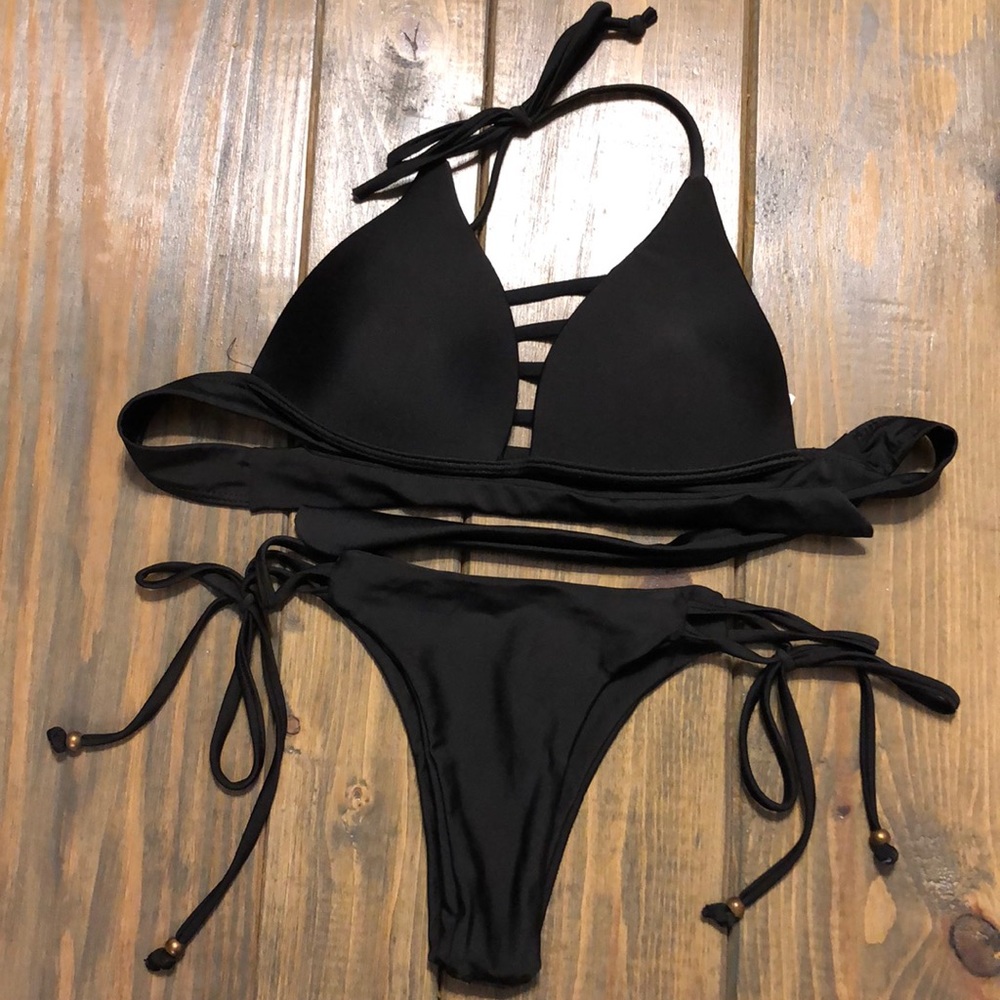 NWOT Cheeky Bikini